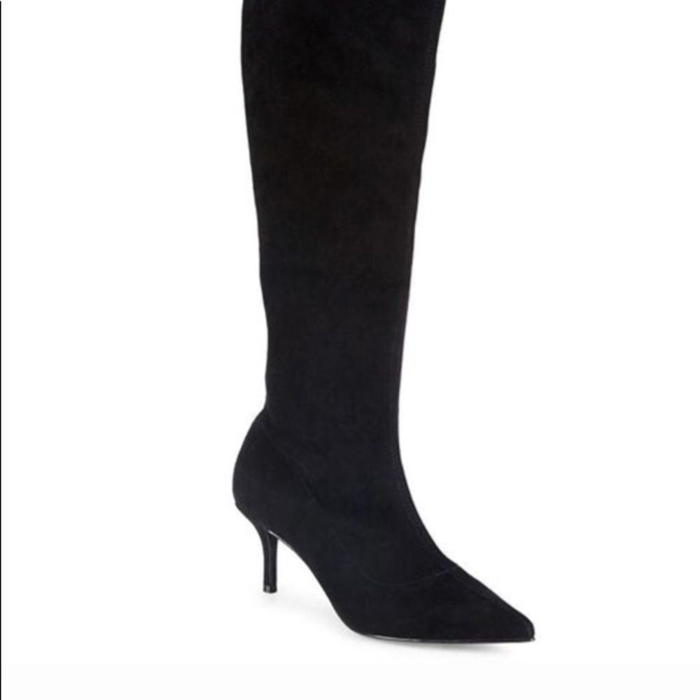 Stylish & Sexy Black Boots - Size 6